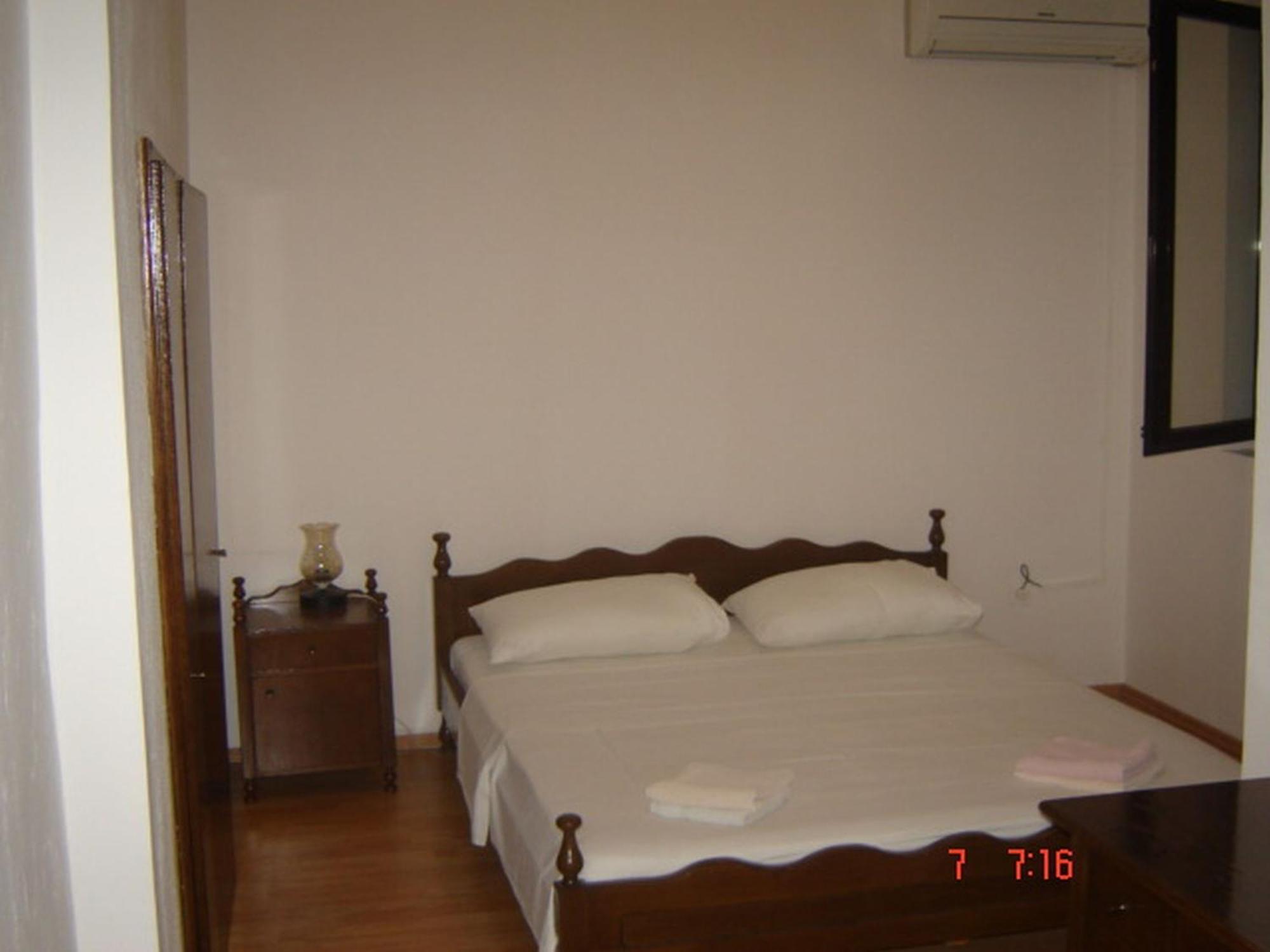 Apartments "Villa Mungos" Sobra Phòng bức ảnh