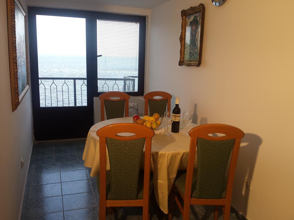 Apartments "Villa Mungos" Sobra Ngoại thất bức ảnh