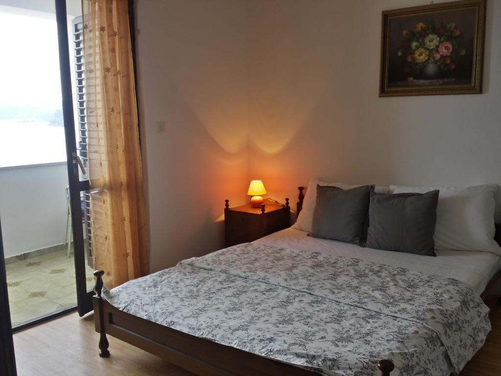 Apartments "Villa Mungos" Sobra Ngoại thất bức ảnh