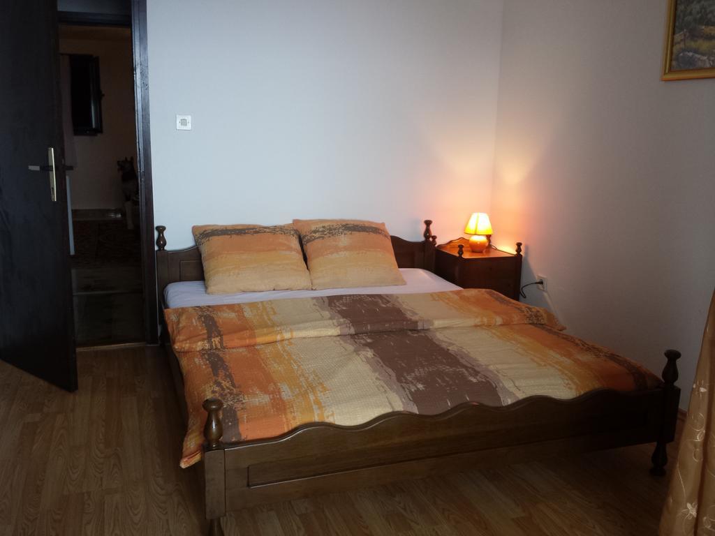 Apartments "Villa Mungos" Sobra Ngoại thất bức ảnh