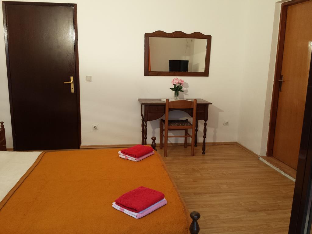 Apartments "Villa Mungos" Sobra Ngoại thất bức ảnh