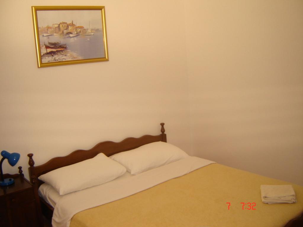 Apartments "Villa Mungos" Sobra Phòng bức ảnh